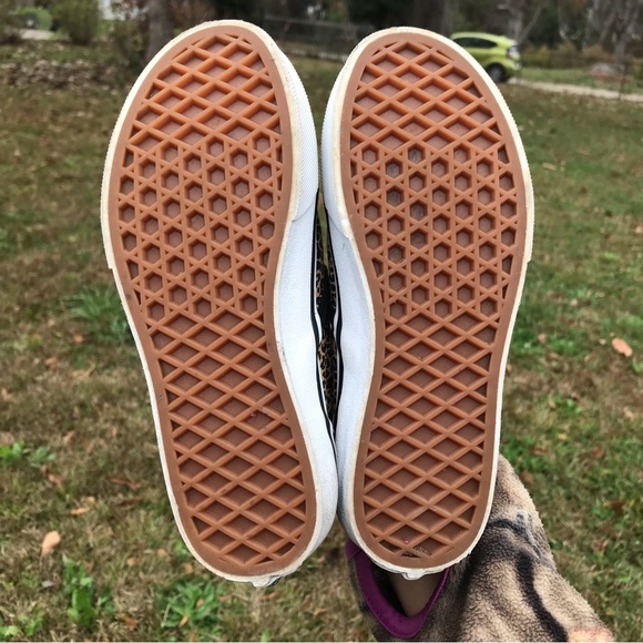VANS LEOPARD PRINT SLIP ON SNEAKERS KIDS SIZE 1.5 - Picture 9 of 16
